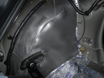 TOYOTA CAMRY -шумоизоляция арок